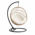 Fauteuil suspendu en rotin synthétique et acier avec coussin polyester crème
